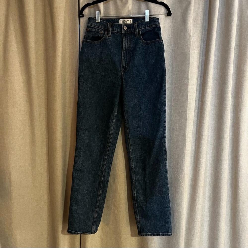 💙 Abercrombie & Fitch 90s Straight Ultra High-Rise Jeans – Size 26 Curve Love💙